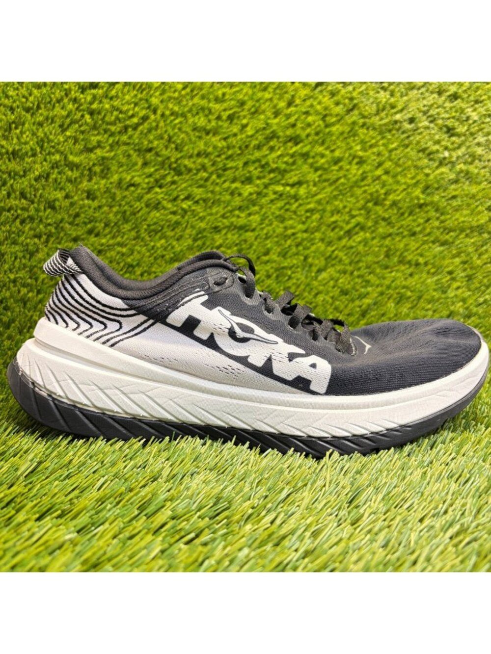 Hoka One One Carbon X Mens Size 9 Black White Athletic Running Shoes Sneakers
